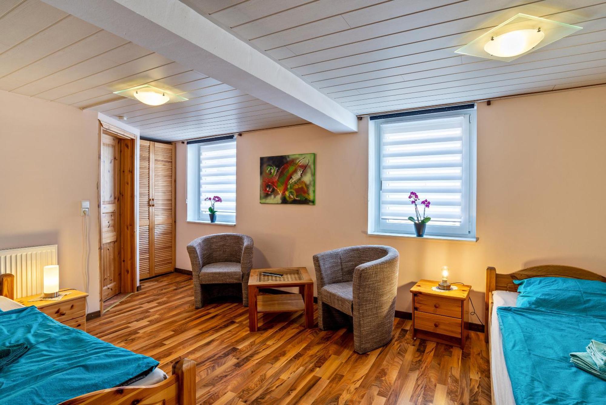 Ferienwohnung Blaues Haus Ubstadt-Weiher Esterno foto