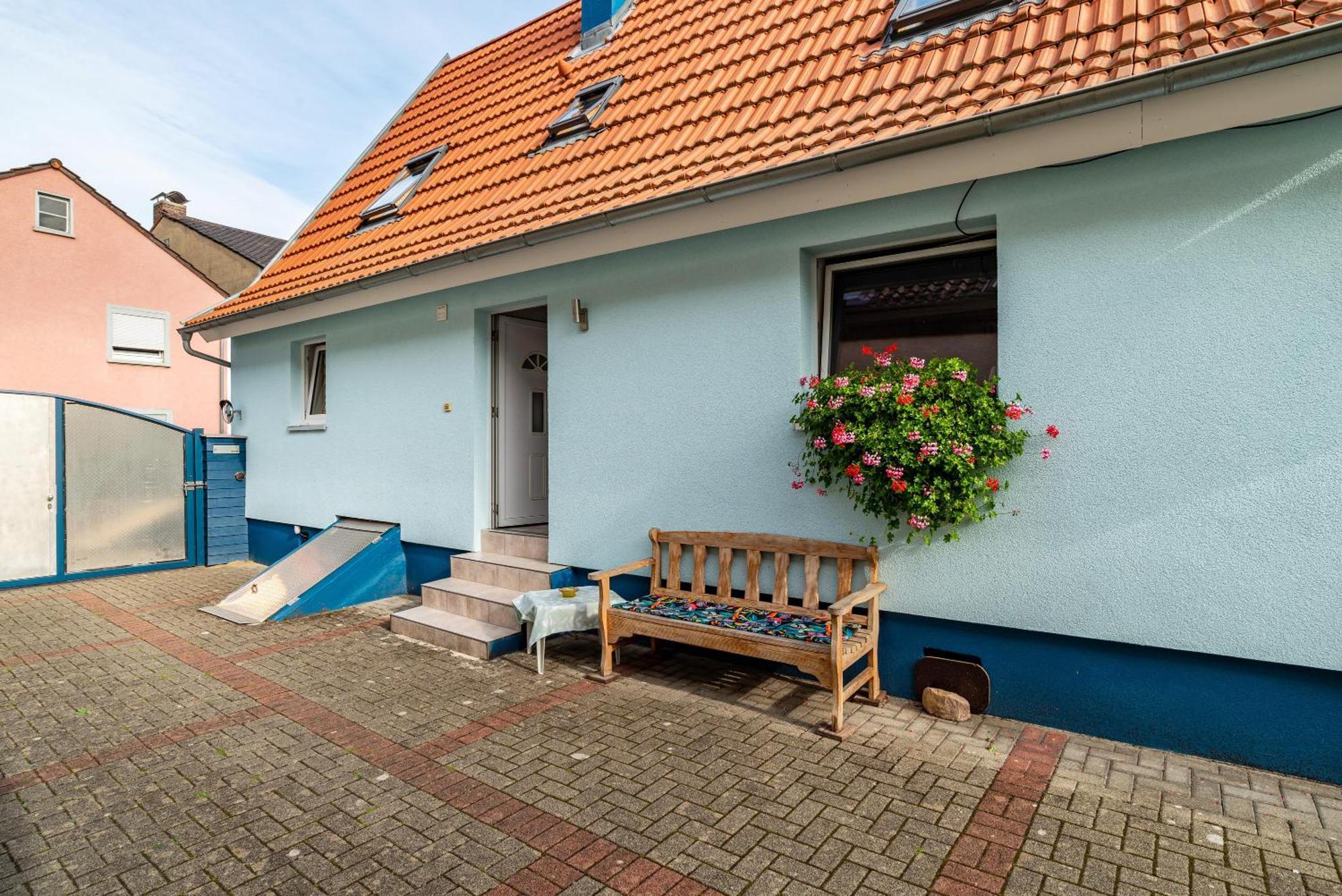 Ferienwohnung Blaues Haus Ubstadt-Weiher Esterno foto